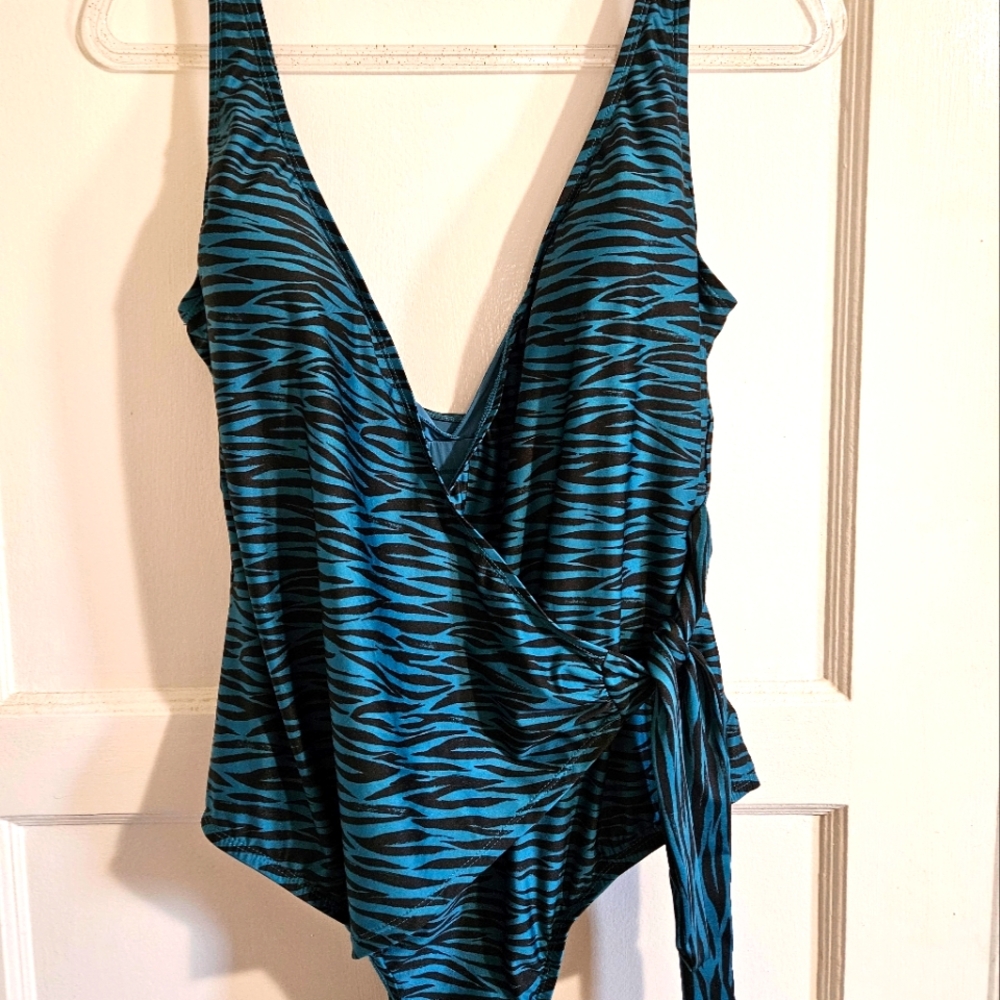 Modcloth Tiger Print Bathing suit